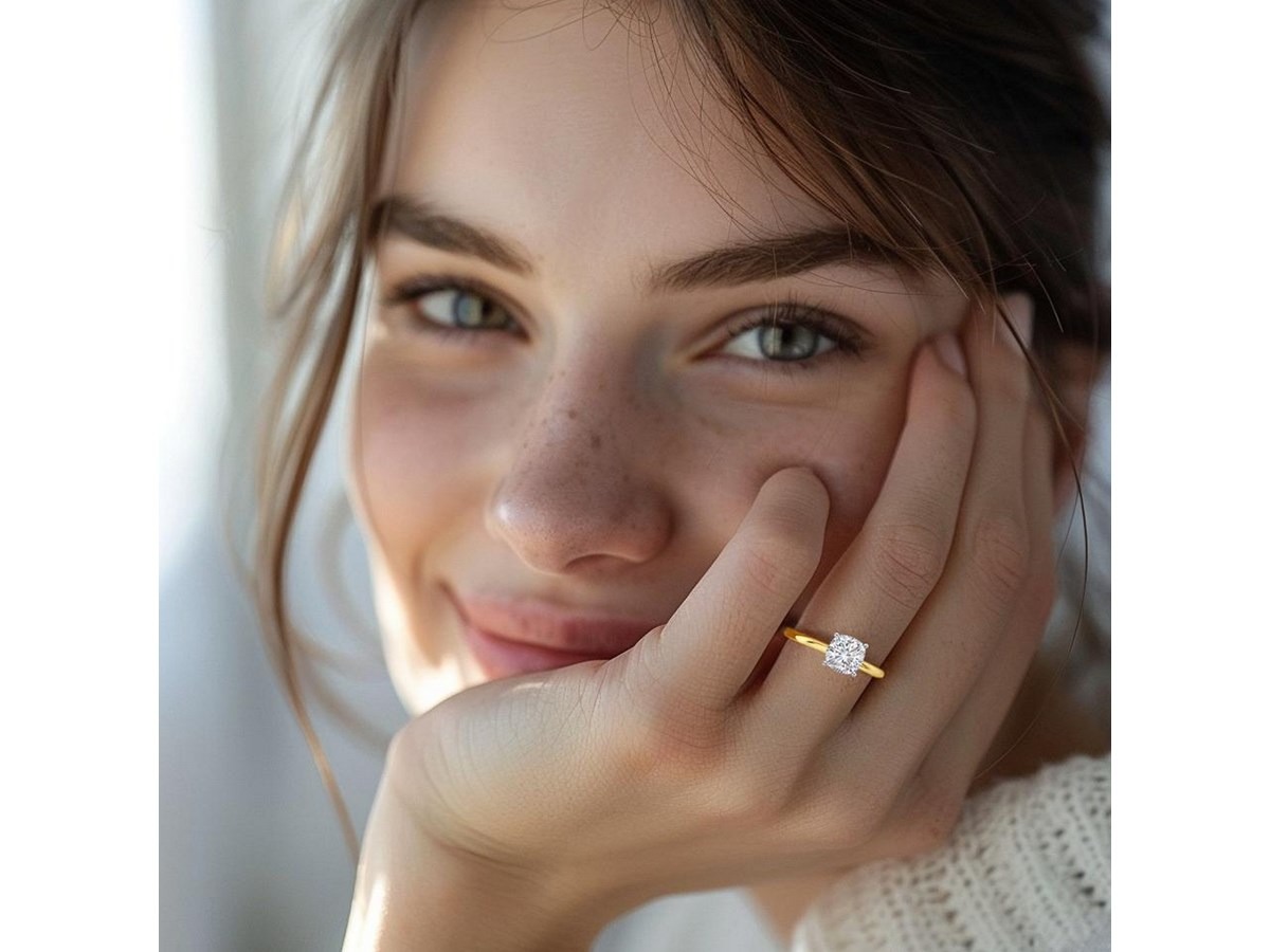 1 Carat Cushion Lab Grown IGI G/VS1 Diamond Solitaire Ring - Image 5